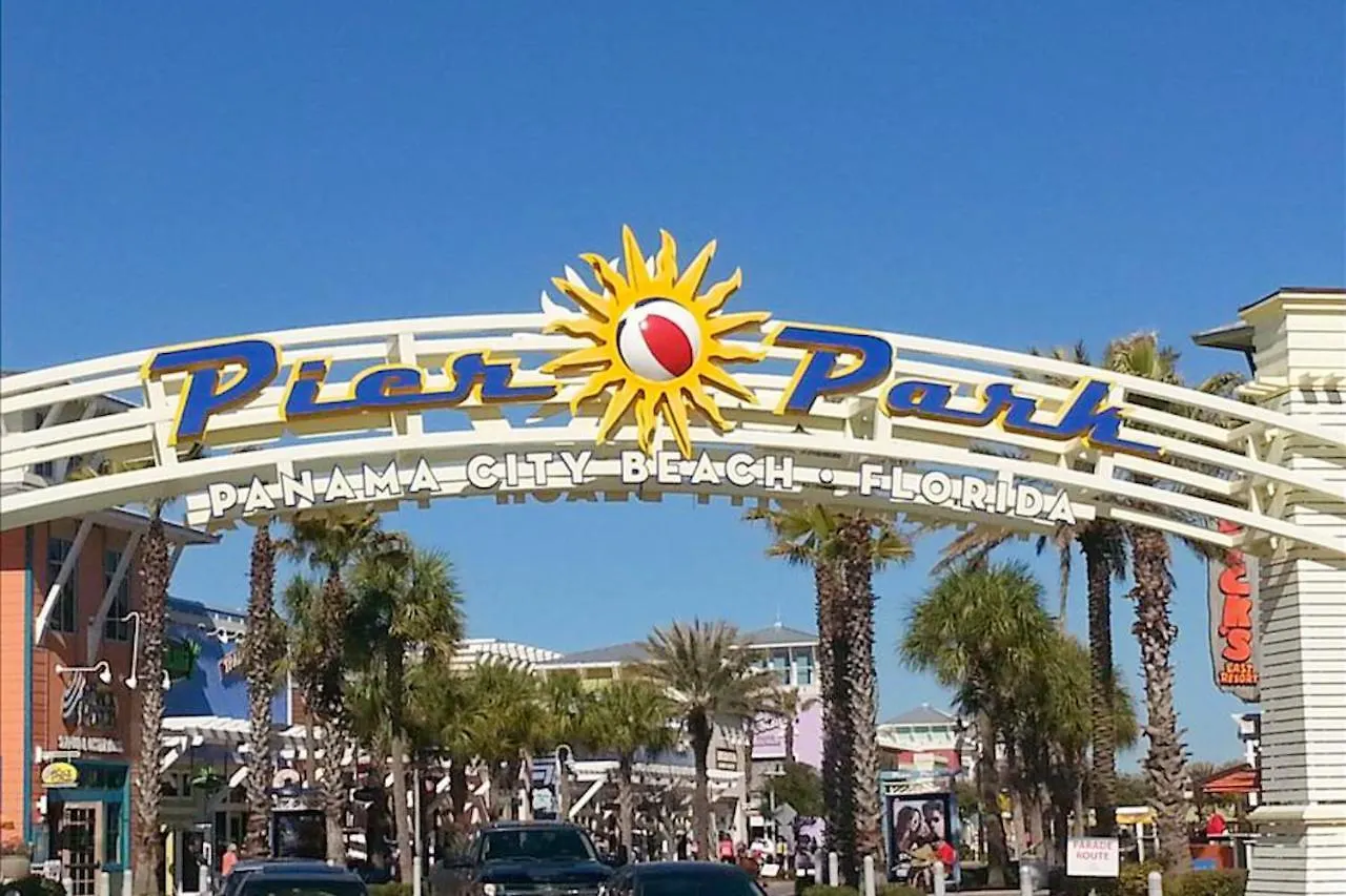 ***  Sterling Reef 1006 By Realjoy Vacations Aparthotel Panama City Beach United States